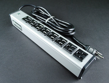 UL205BC - Wiremold - UL205BC PlugIn Outlet Center Unit