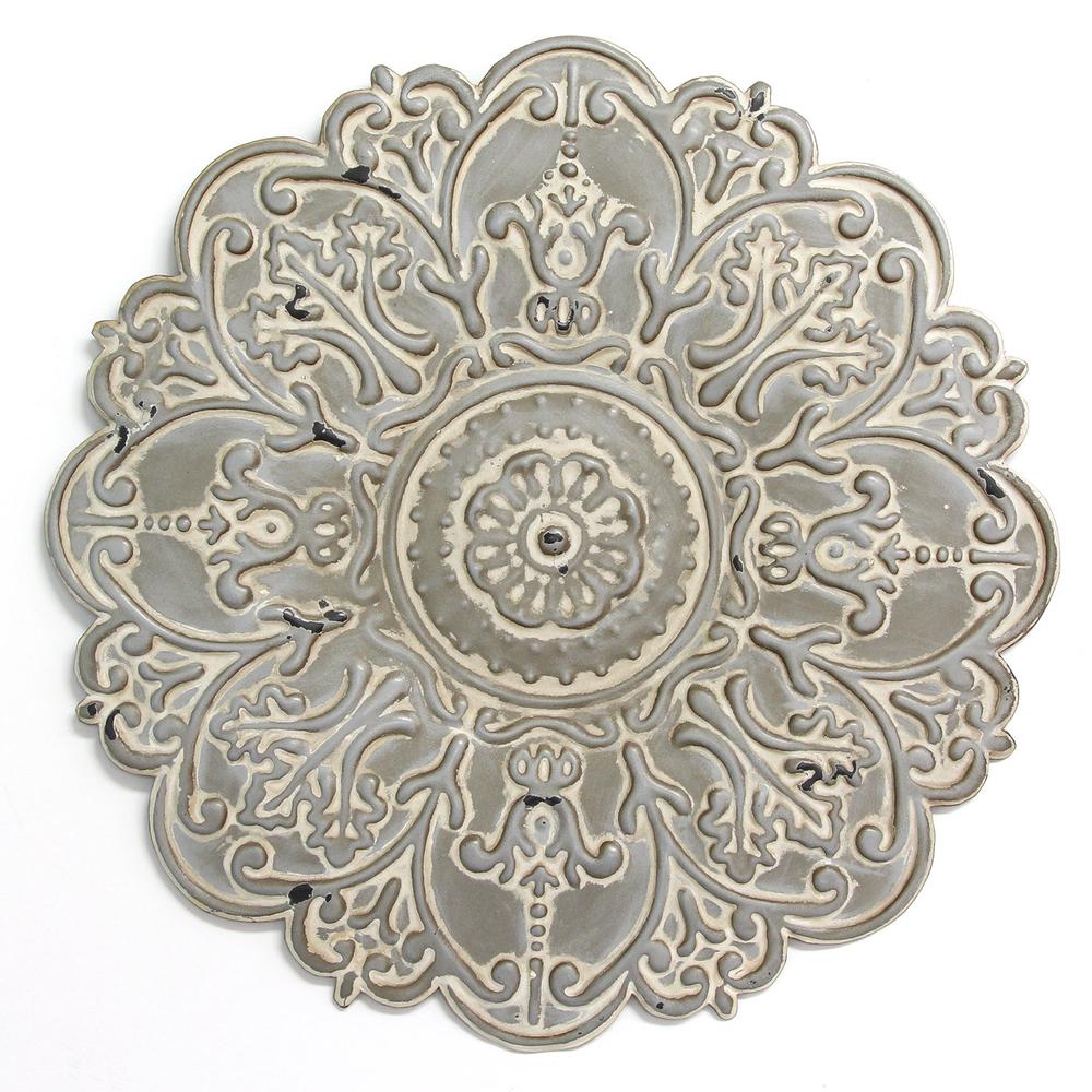 Stratton Home Decor Small Grey Medallion Wall Decor