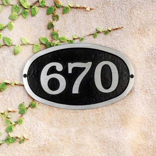 Modern Horizontal Cast Aluminum Address Plaque with Brushed Aluminum Numbers - Bold Italic Font