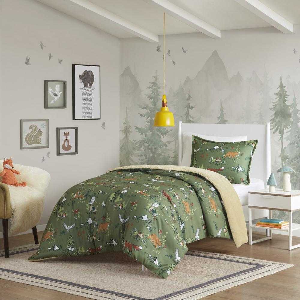 Heath Forest Animals Plush Reversible Comforter Set