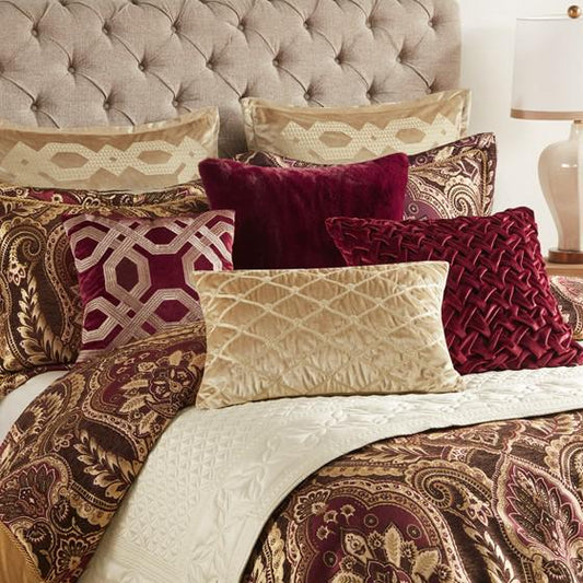 100% Polyester Julius Comforter Set Burgundy King: 110x96" /20x36+2"(2)/ 78x80+15"