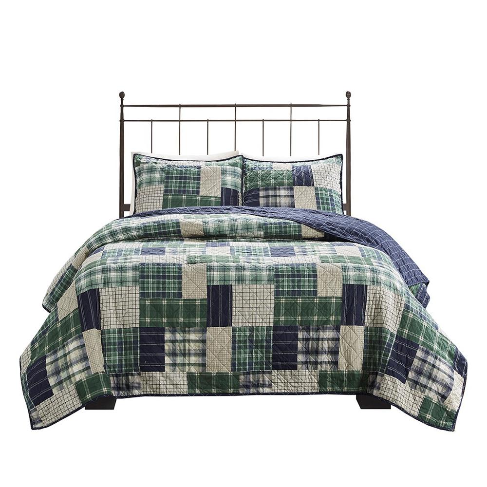 100% Polyester Reversible Printed Coverlet Set, Green/Navy