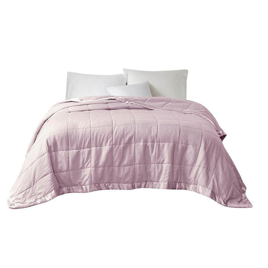 100% Polyester Premium Oversized Down Alternative Blanket in Lilac