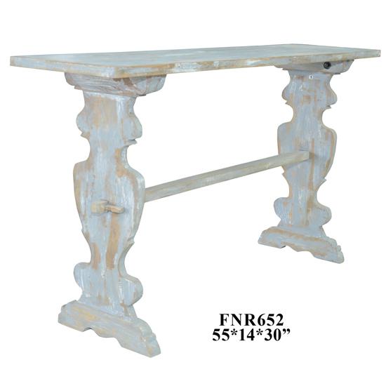 Crestview Collection Bengal Manor Carved Leg Console Table