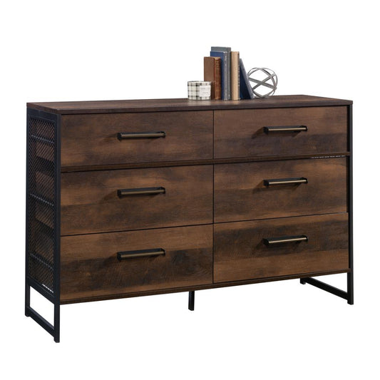 Briarbrook  6-Drawer Dresser Bo